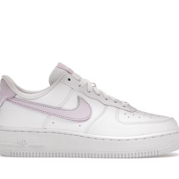Nike Air Force 1s BRAND NEW - Picture 1 of 3